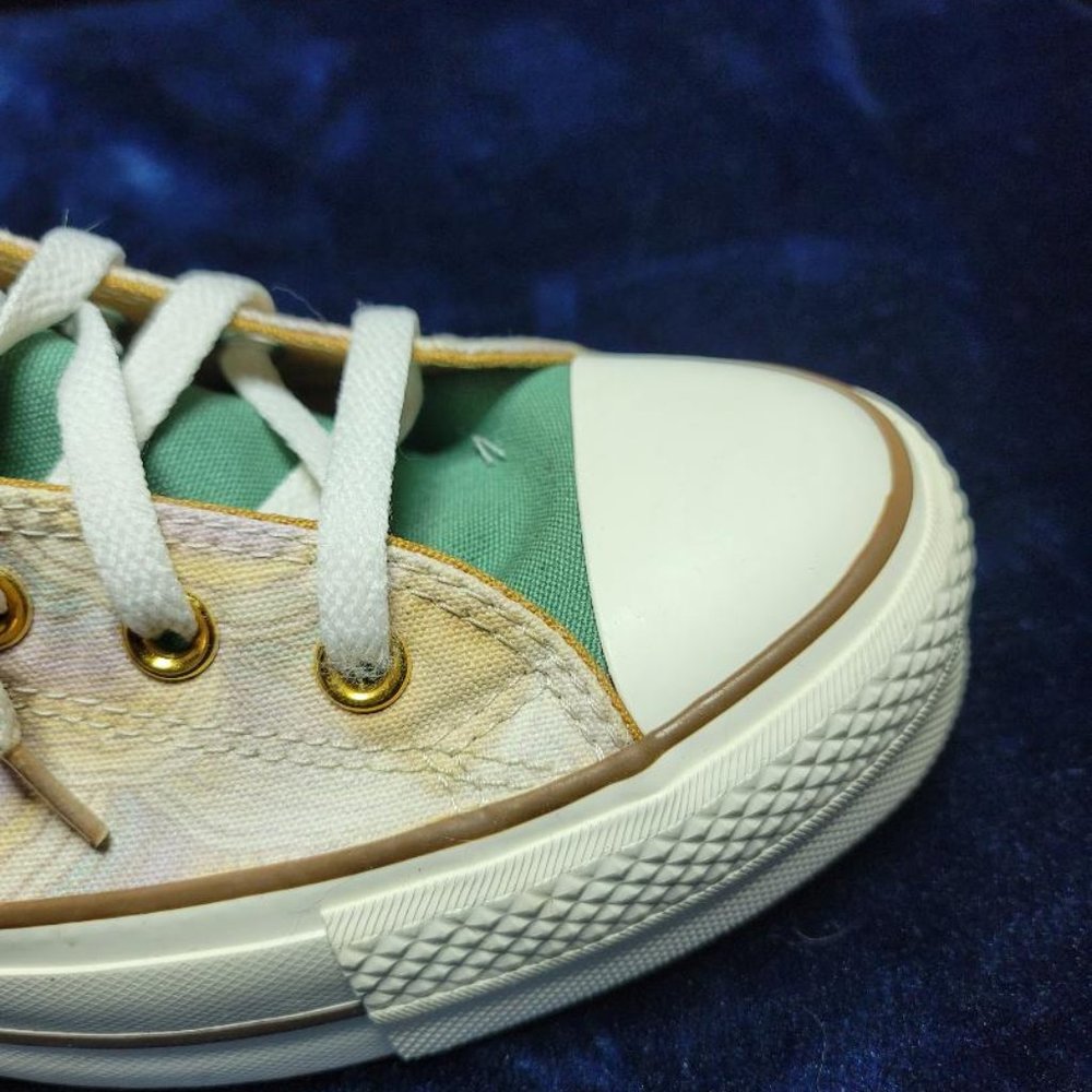 Converse - Picture 6 of 6